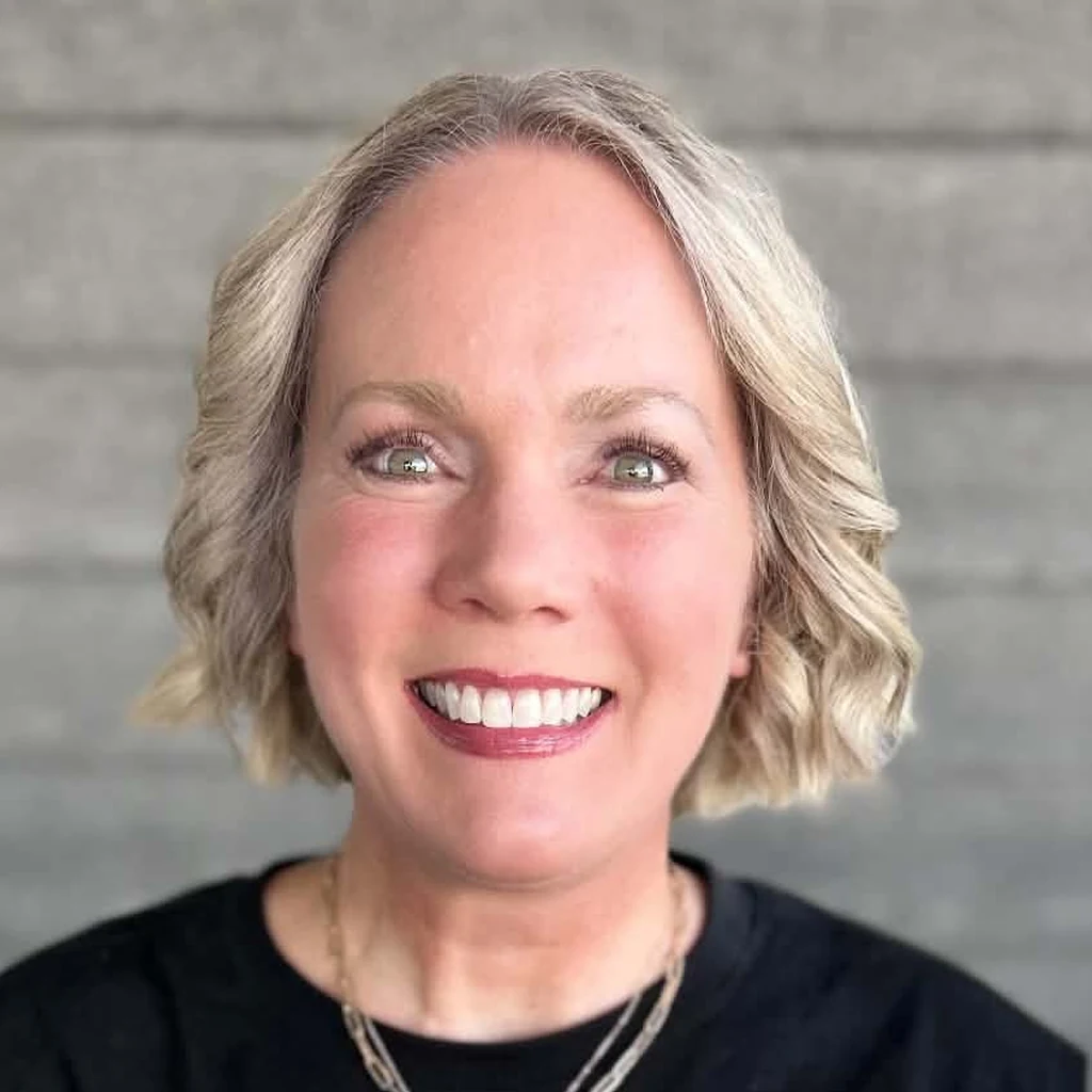 Connie Duczek